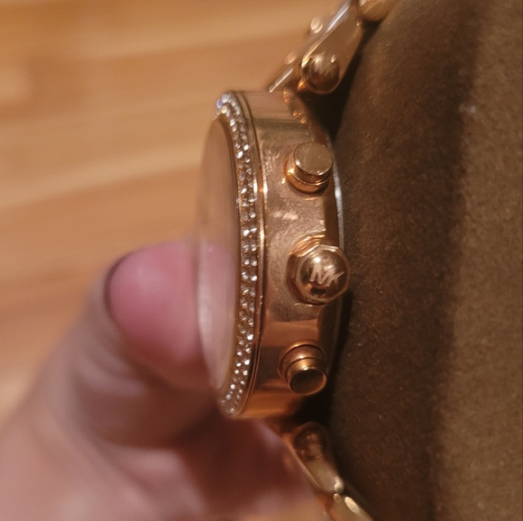 MK Parker Round Rose Gold watch - Picture 10 of 10